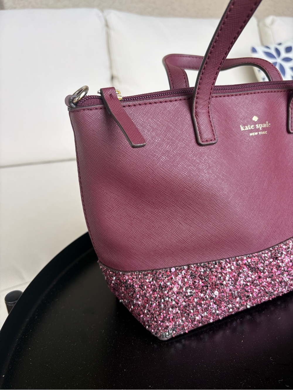 Kate Spade Small Greta court Ina Glitter Crossbody Bag Handbag Cherrywood Maroon - Picture 4 of 13